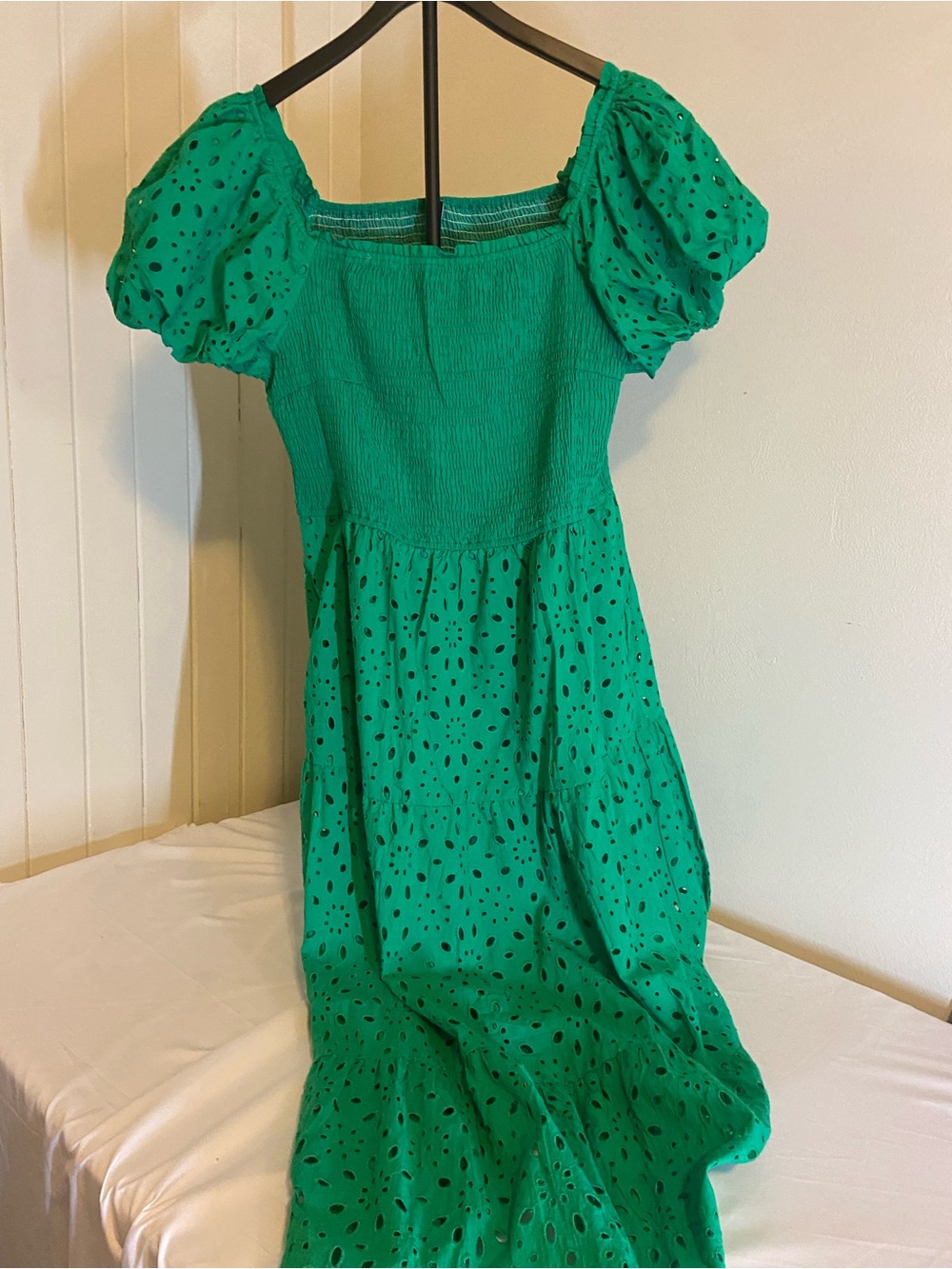 Smocked Puff-Sleeve Midi Dress in Emerald Green